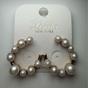 3For$20 Linda New York Pearl Arc White Pearl Hoop Stud Earrings